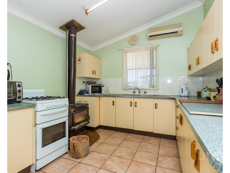 50 Anzac Avenue, Cessnock NSW 2325