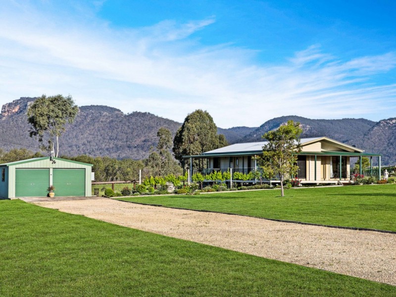 125 Adams Peak Road, Broke NSW 2330