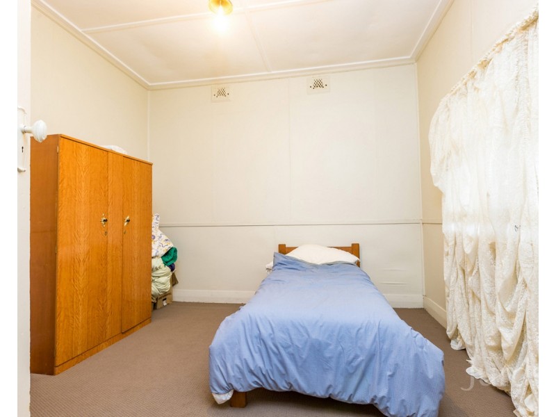 69 Ferguson Street, Cessnock NSW 2325