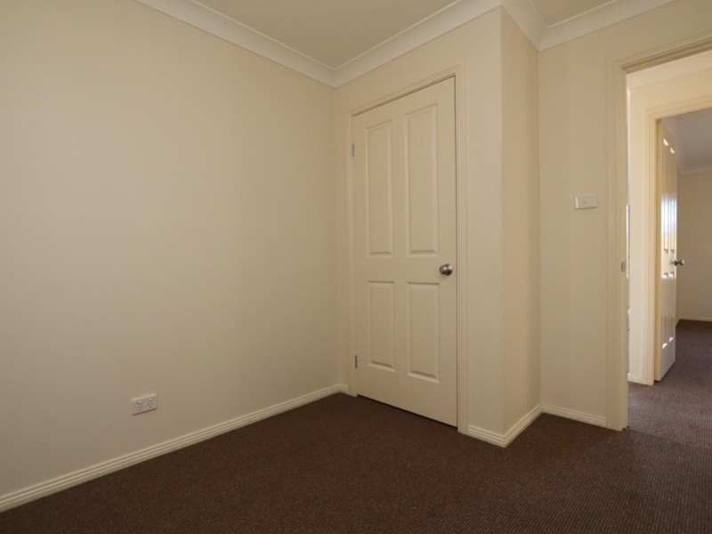 2/28 William Street, Cessnock NSW 2325