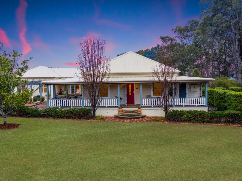 42 Londons Road, Lovedale NSW 2325