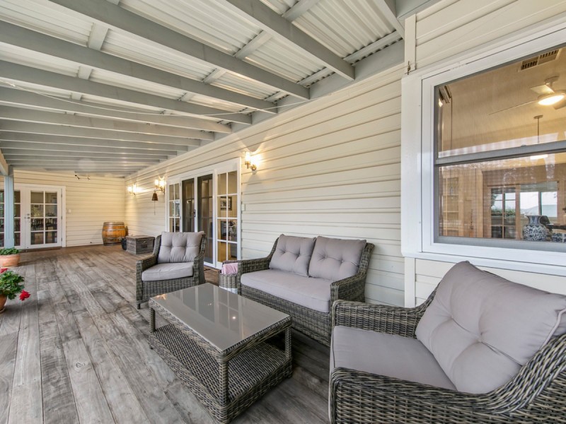 42 Londons Road, Lovedale NSW 2325