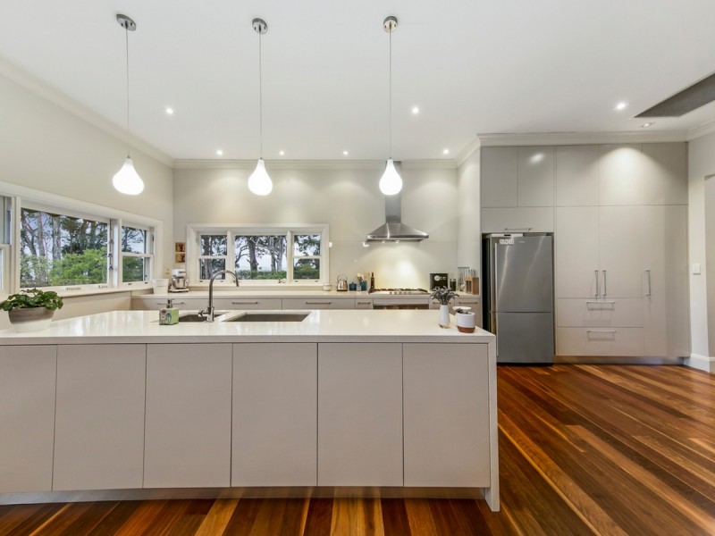 42 Londons Road, Lovedale NSW 2325