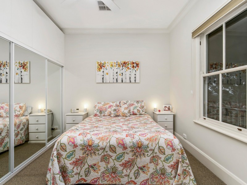 42 Londons Road, Lovedale NSW 2325