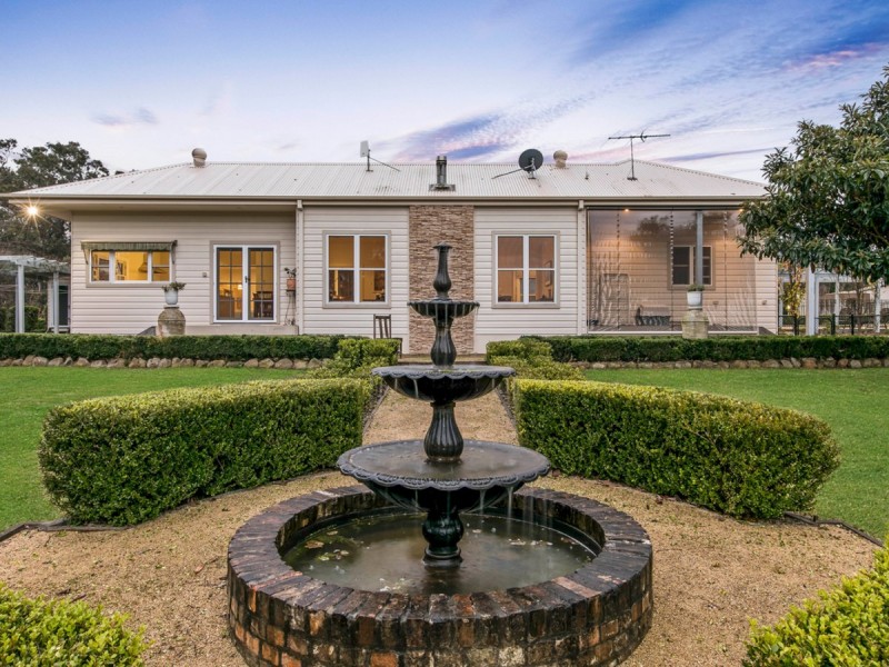 42 Londons Road, Lovedale NSW 2325