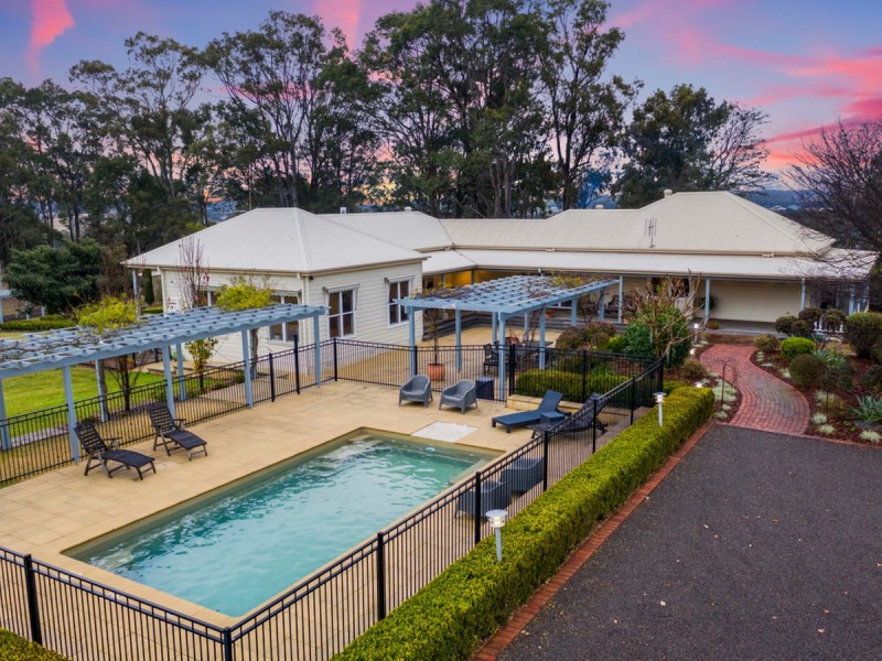 42 Londons Road, Lovedale NSW 2325