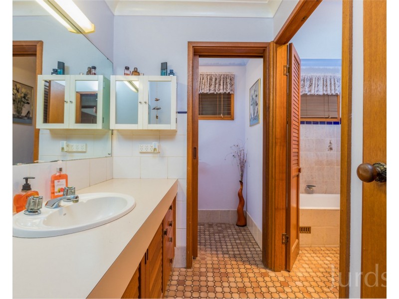 86 Blaxland Avenue, Singleton Heights NSW 2330