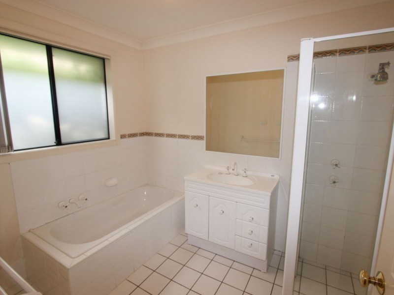 2/79 Catherine Street, Cessnock NSW 2325