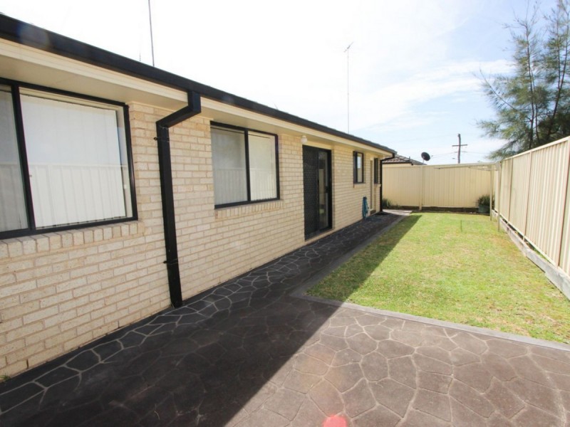 2/79 Catherine Street, Cessnock NSW 2325