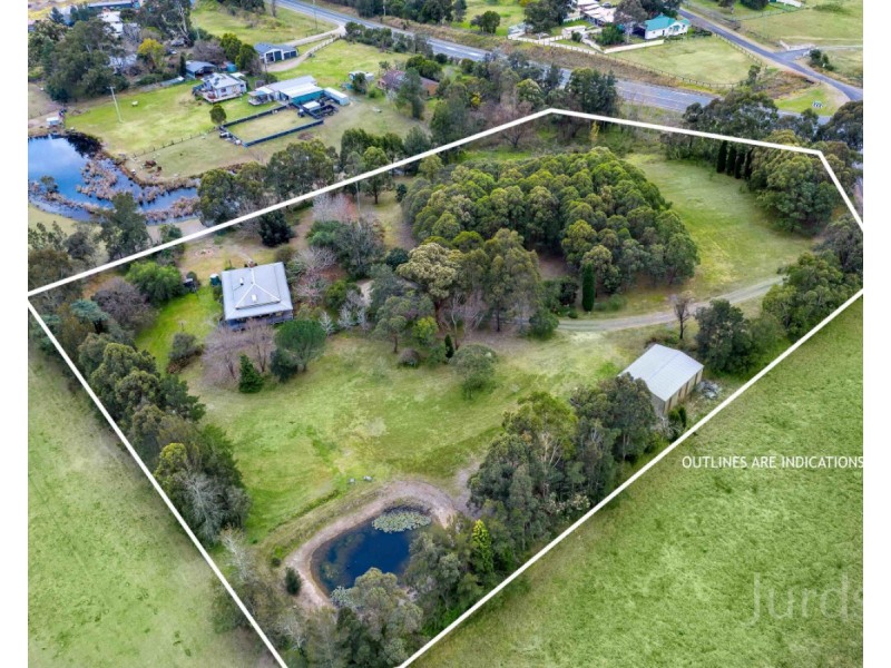 8 Sandy Creek Road, Mount Vincent NSW 2323