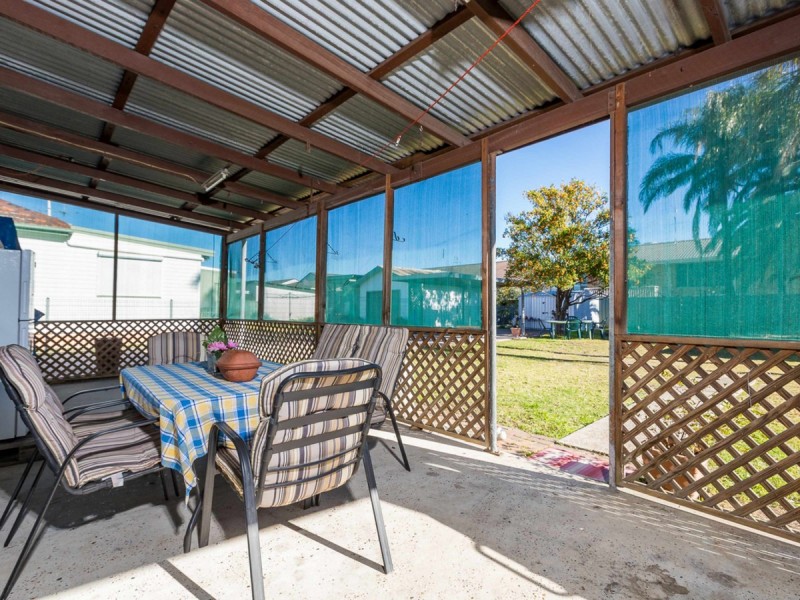 19 Boomerang Street, Cessnock NSW 2325