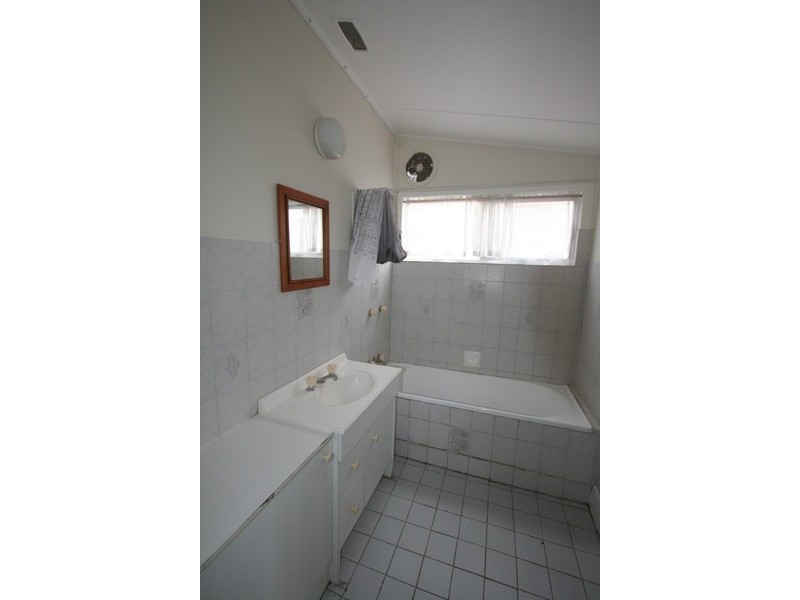 40 Boomerang St, Cessnock NSW 2325