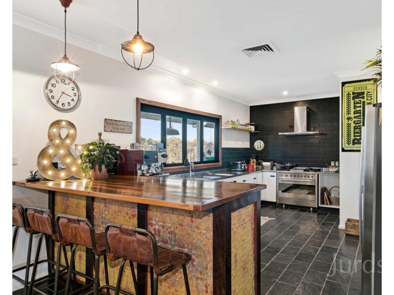 84 Wilderness Road, Lovedale NSW 2325