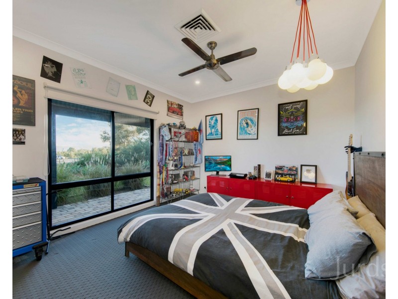 84 Wilderness Road, Lovedale NSW 2325