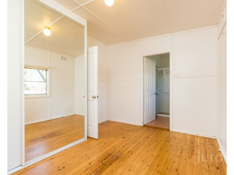 4 Maitland Street, Abermain NSW 2326