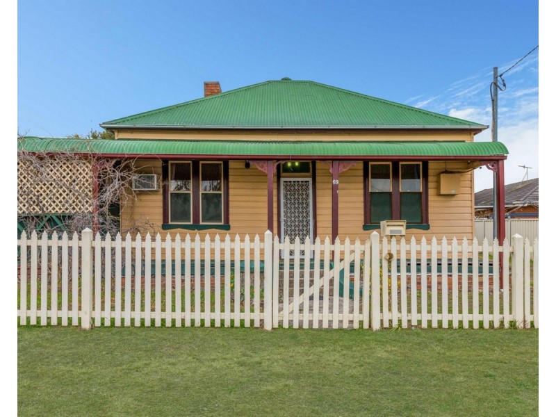 69 Love Street, Cessnock NSW 2325