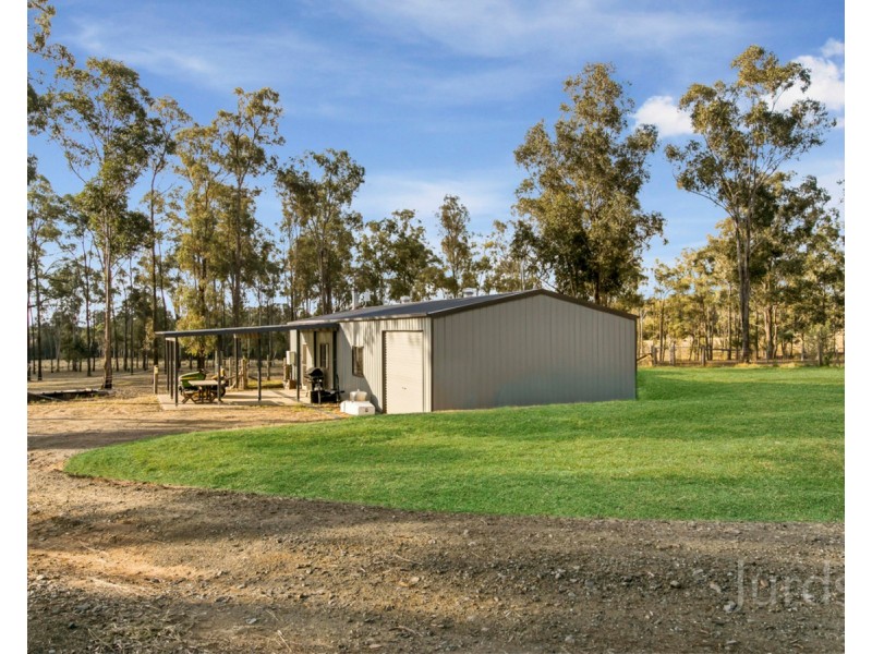 29 The Ballabourneen, Lovedale NSW 2325