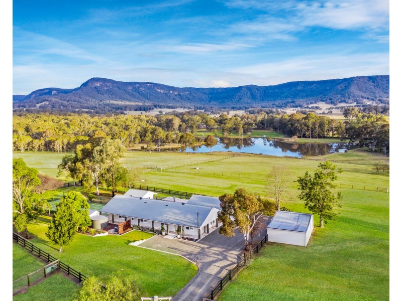 859 Sandy Creek Road, Quorrobolong NSW 2325