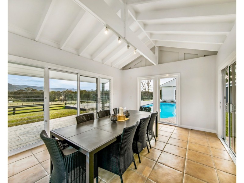 859 Sandy Creek Road, Quorrobolong NSW 2325