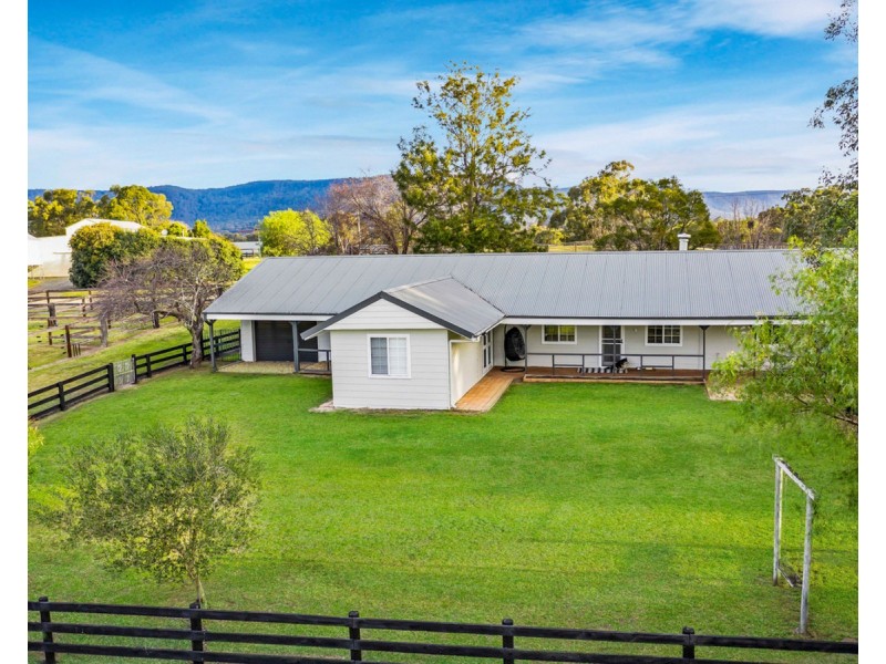 859 Sandy Creek Road, Quorrobolong NSW 2325
