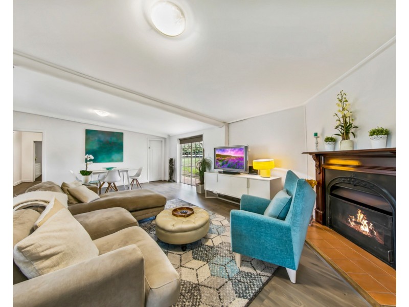 859 Sandy Creek Road, Quorrobolong NSW 2325