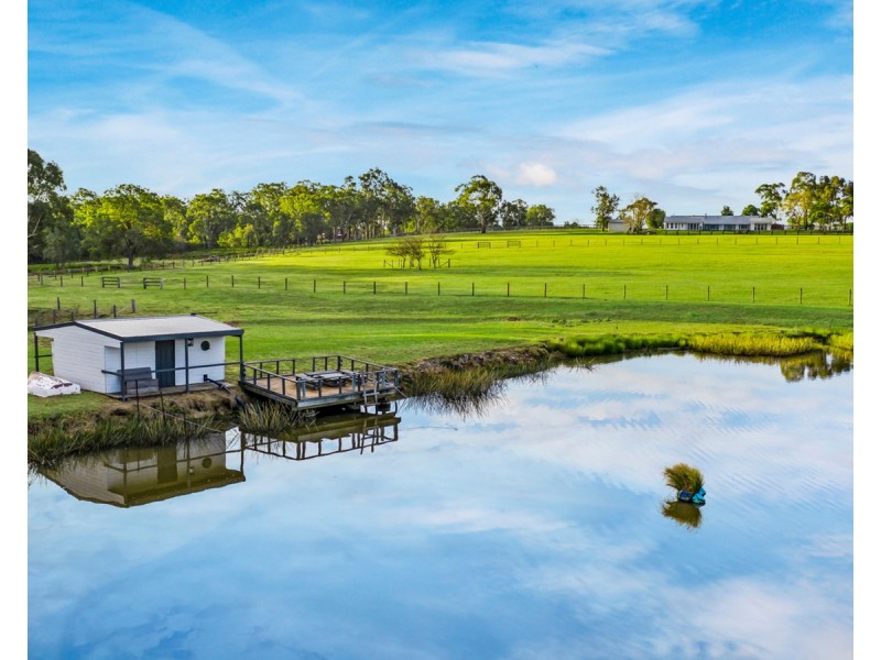 859 Sandy Creek Road, Quorrobolong NSW 2325