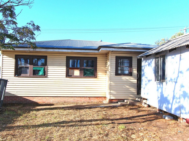 40 Sale Street, Greta NSW 2334