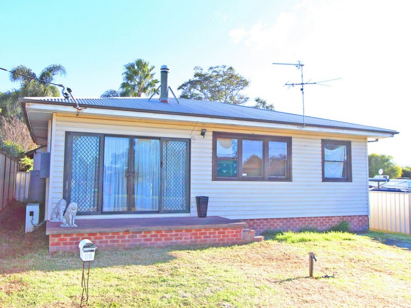 40 Sale Street, Greta NSW 2334