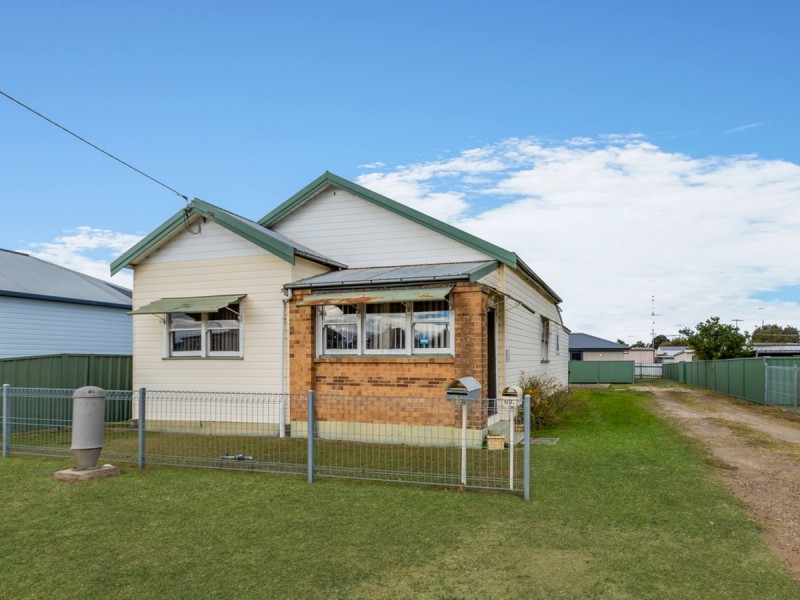 69 Ferguson Street, Cessnock NSW 2325