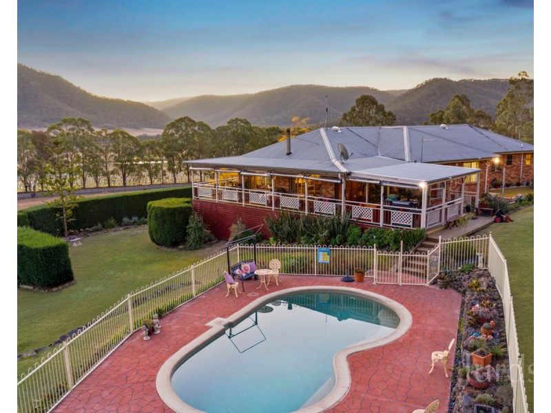 699 Wollombi Road, Broke NSW 2330