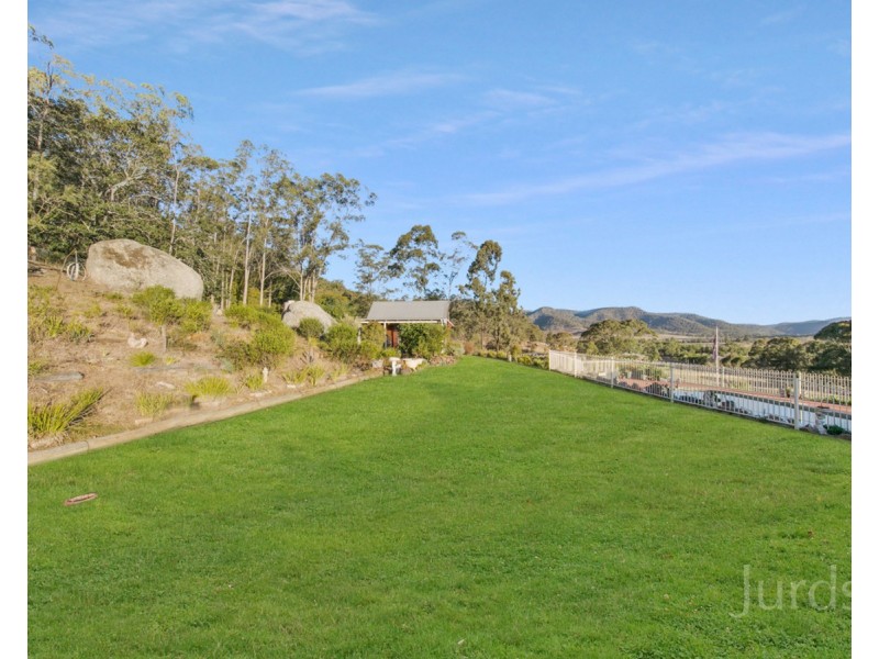 699 Wollombi Road, Broke NSW 2330