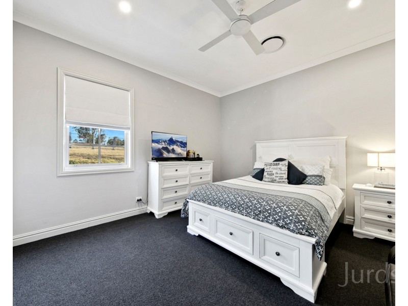 25 Paperbark Drive, Pokolbin NSW 2320