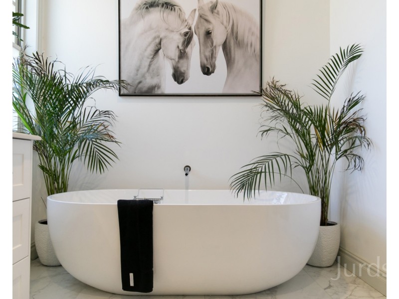 25 Paperbark Drive, Pokolbin NSW 2320