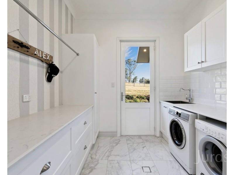 25 Paperbark Drive, Pokolbin NSW 2320