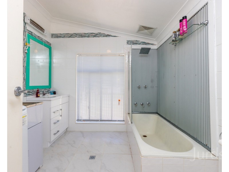 76 Wollombi Road, Millfield NSW 2325