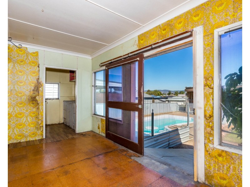 36 Ferguson Street, Cessnock NSW 2325