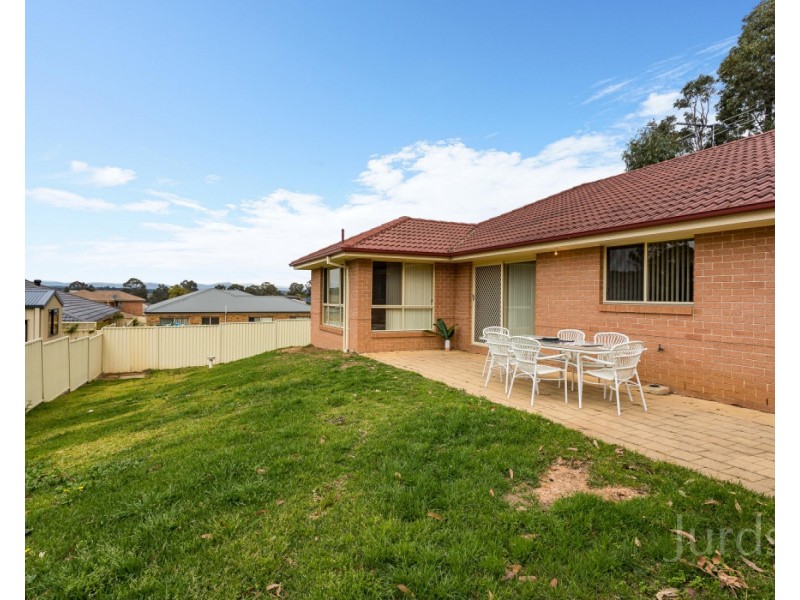 5 Tyrrell Grove, Cessnock NSW 2325