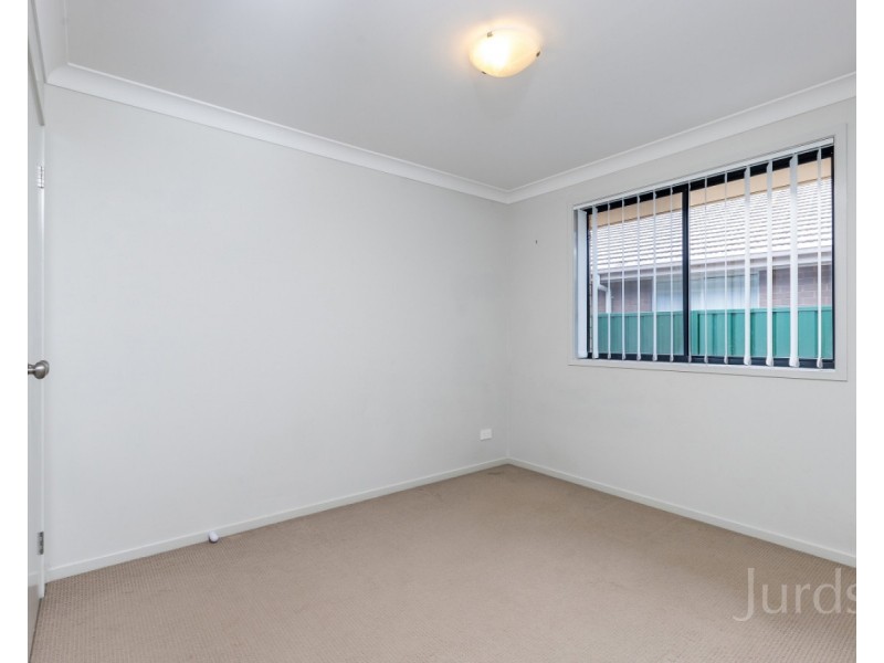 4 Shortland Drive, Rutherford NSW 2320