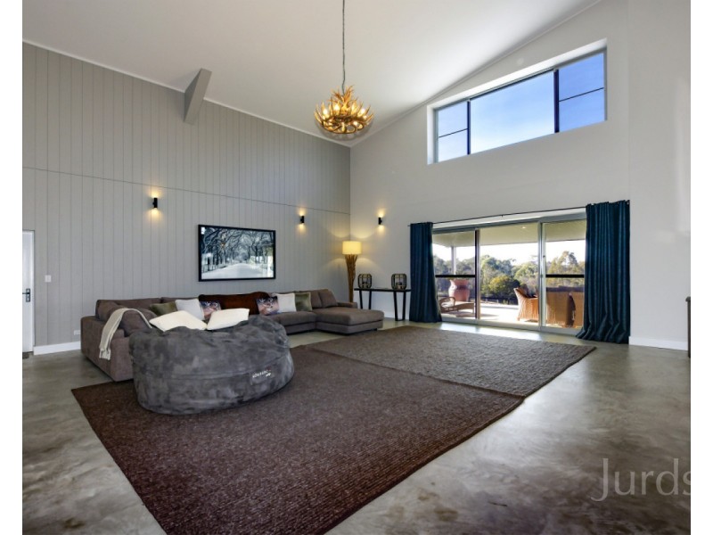 375 Bimbadeen Road, Stanhope NSW 2335