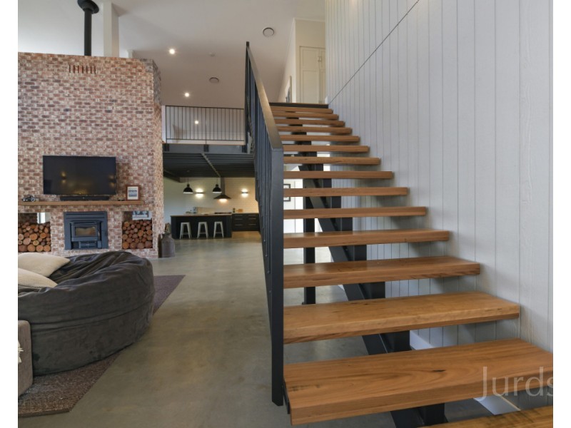 375 Bimbadeen Road, Stanhope NSW 2335