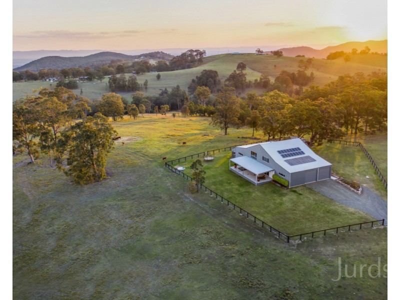 375 Bimbadeen Road, Stanhope NSW 2335