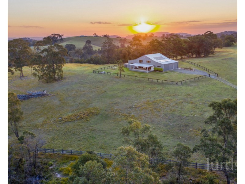 375 Bimbadeen Road, Stanhope NSW 2335