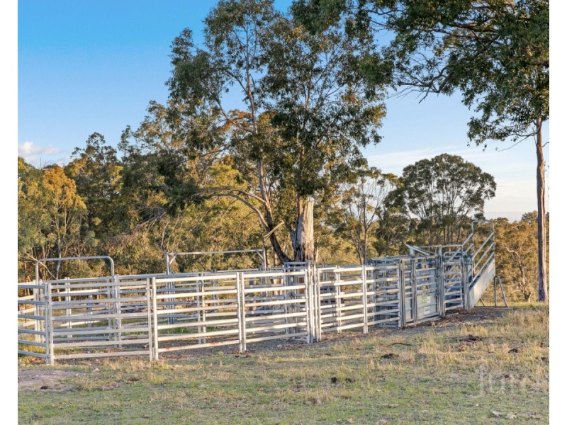 375 Bimbadeen Road, Stanhope NSW 2335