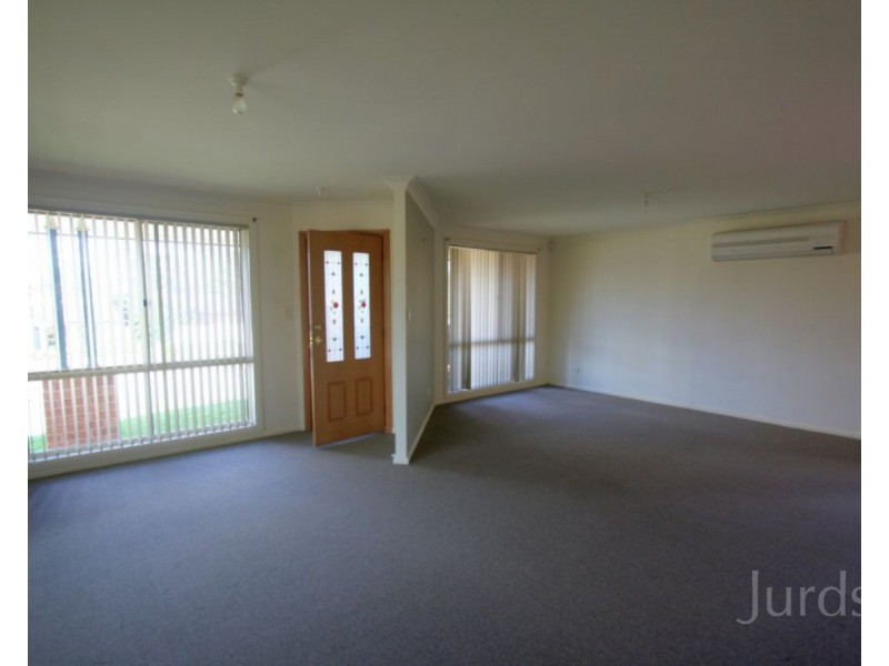 8 Tulloch Terrace, Cessnock NSW 2325