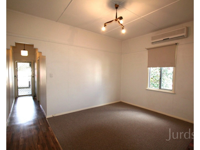 2/53 Cumberland Street, Cessnock NSW 2325