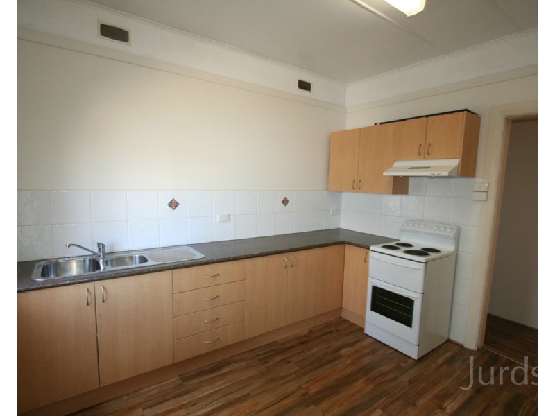 2/53 Cumberland Street, Cessnock NSW 2325