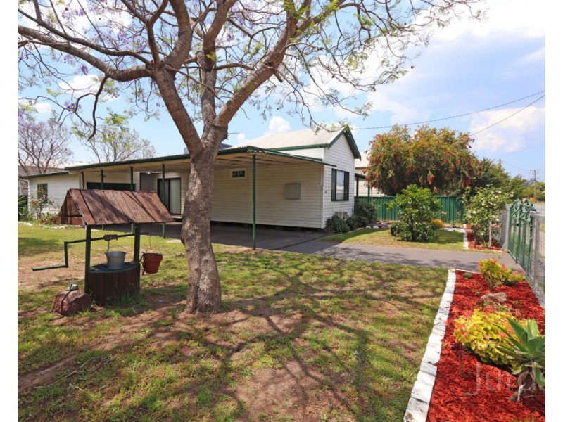 32 Mount View Road, Cessnock NSW 2325