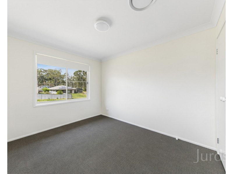 4 Stirling Street, Abernethy NSW 2325