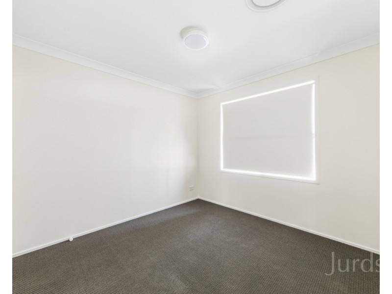 4 Stirling Street, Abernethy NSW 2325