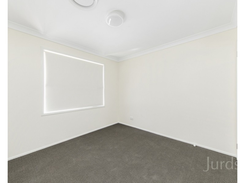 4 Stirling Street, Abernethy NSW 2325